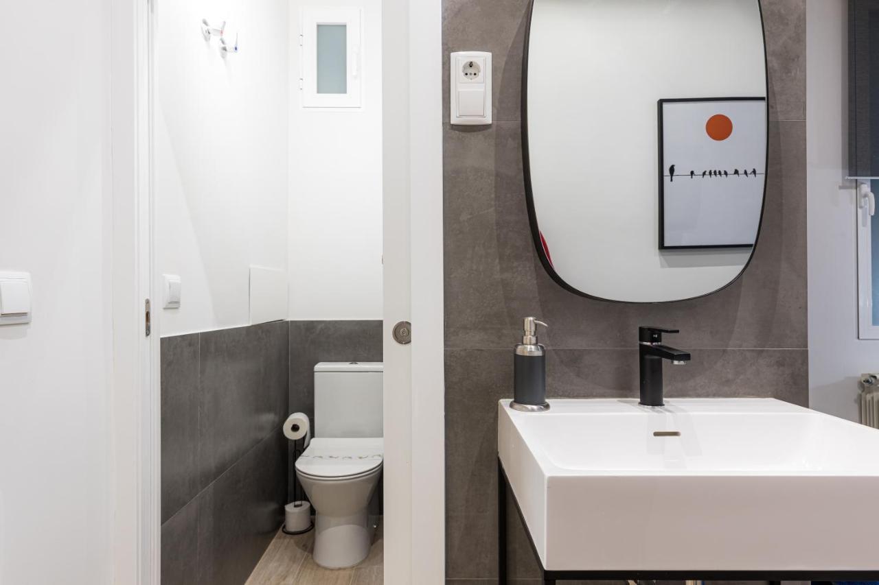 Latina XV Apartman Madrid Kültér fotó