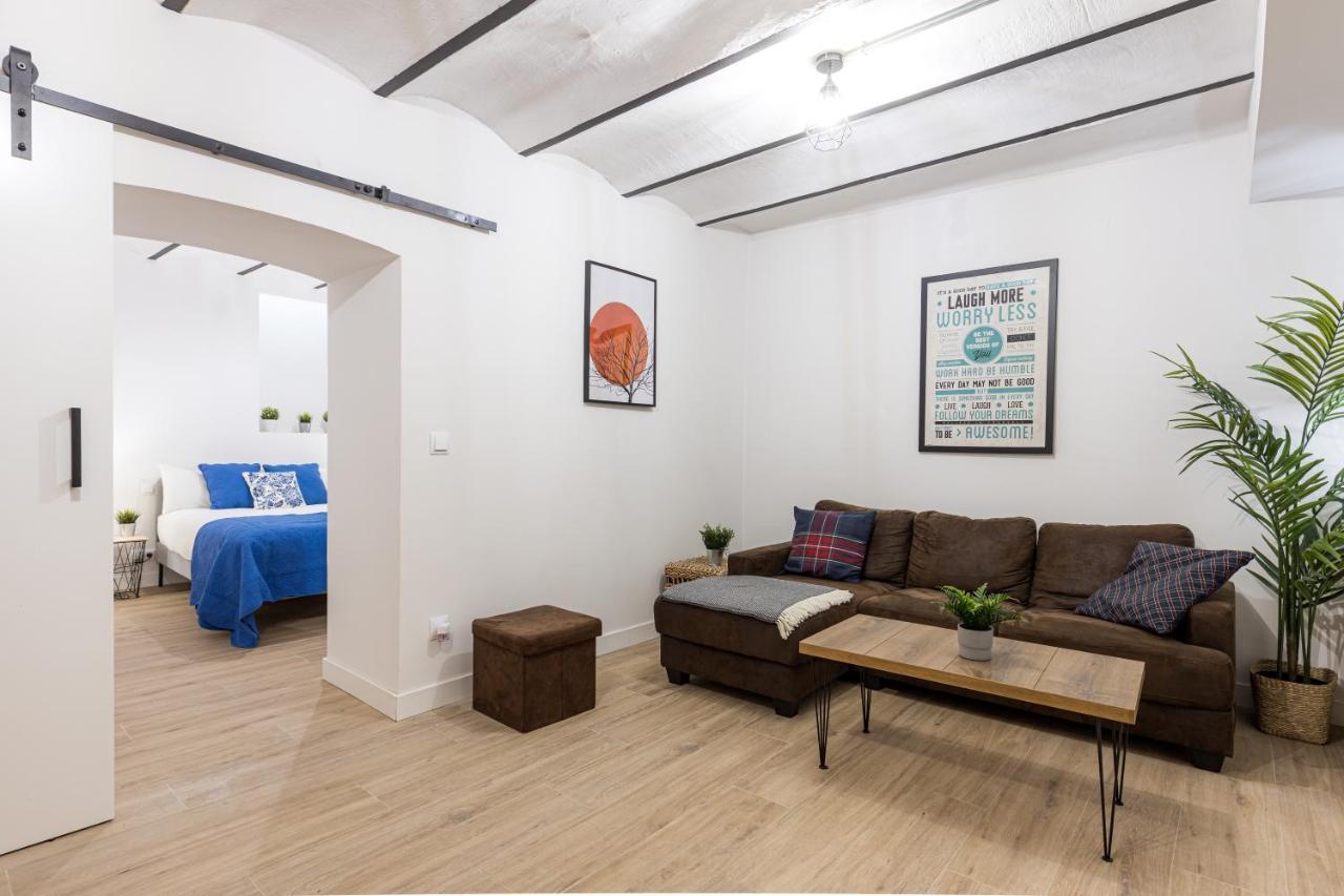 Latina XV Apartman Madrid Kültér fotó